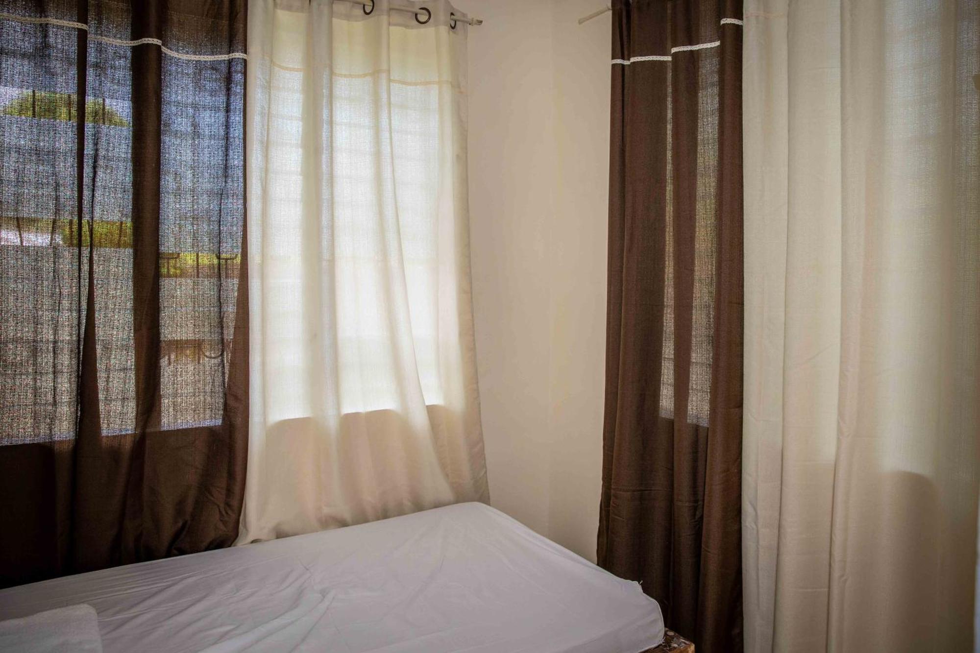 Fardesam - Budget Friendly Guest House Siquijor Exteriör bild